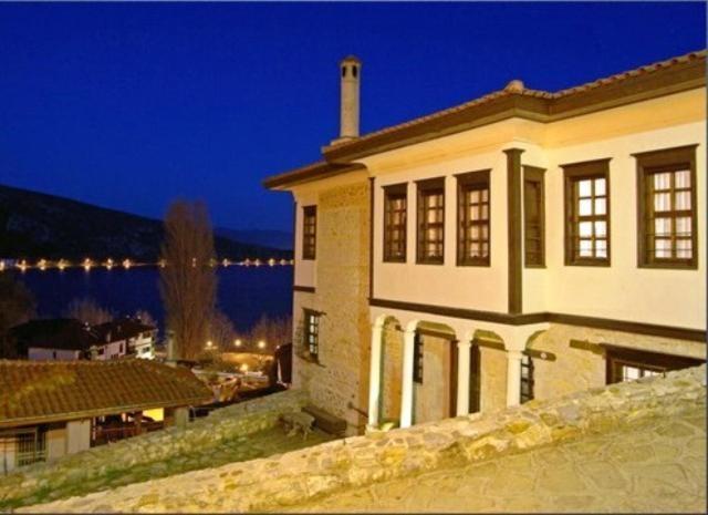 Vergoula'S Mansion Kastoria Luaran gambar