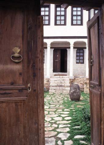 Vergoula'S Mansion Kastoria Luaran gambar