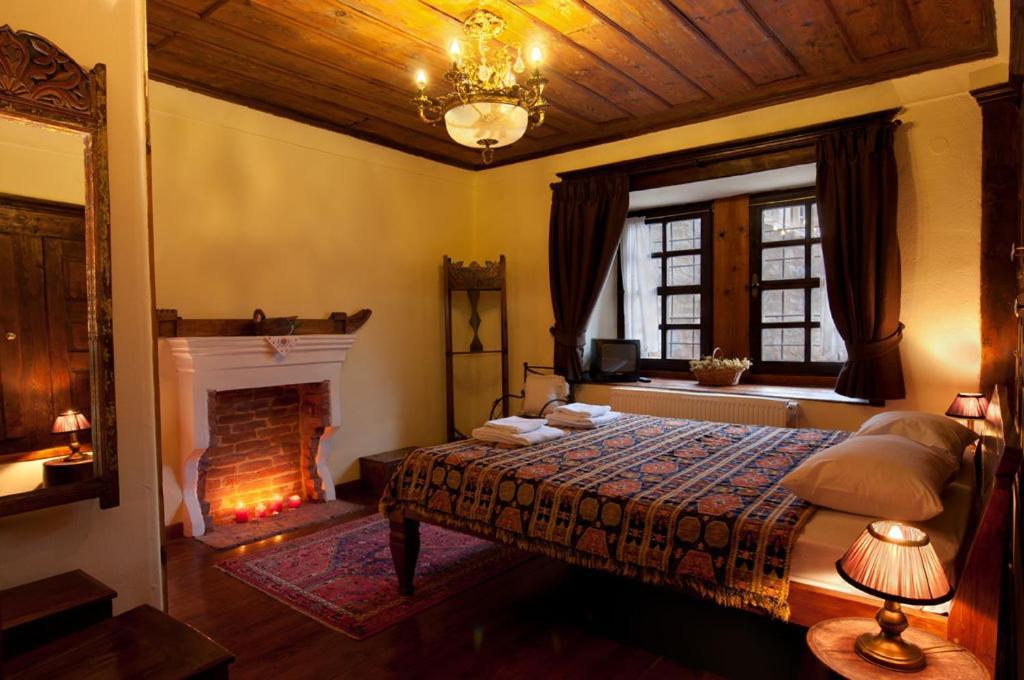 Vergoula'S Mansion Kastoria Luaran gambar